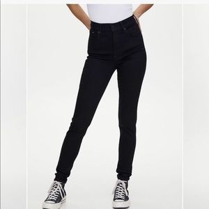 Levi’s Mile High Super Skinny Jeans